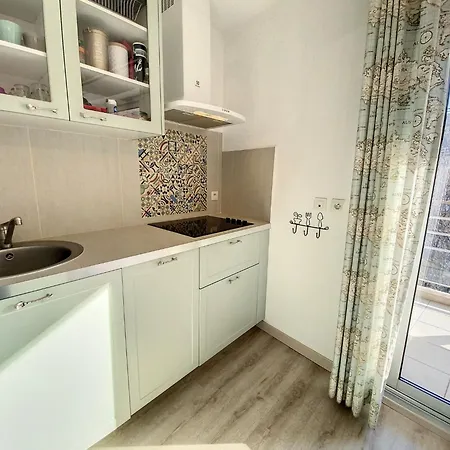 Daire Le Crystal A By Interhome *